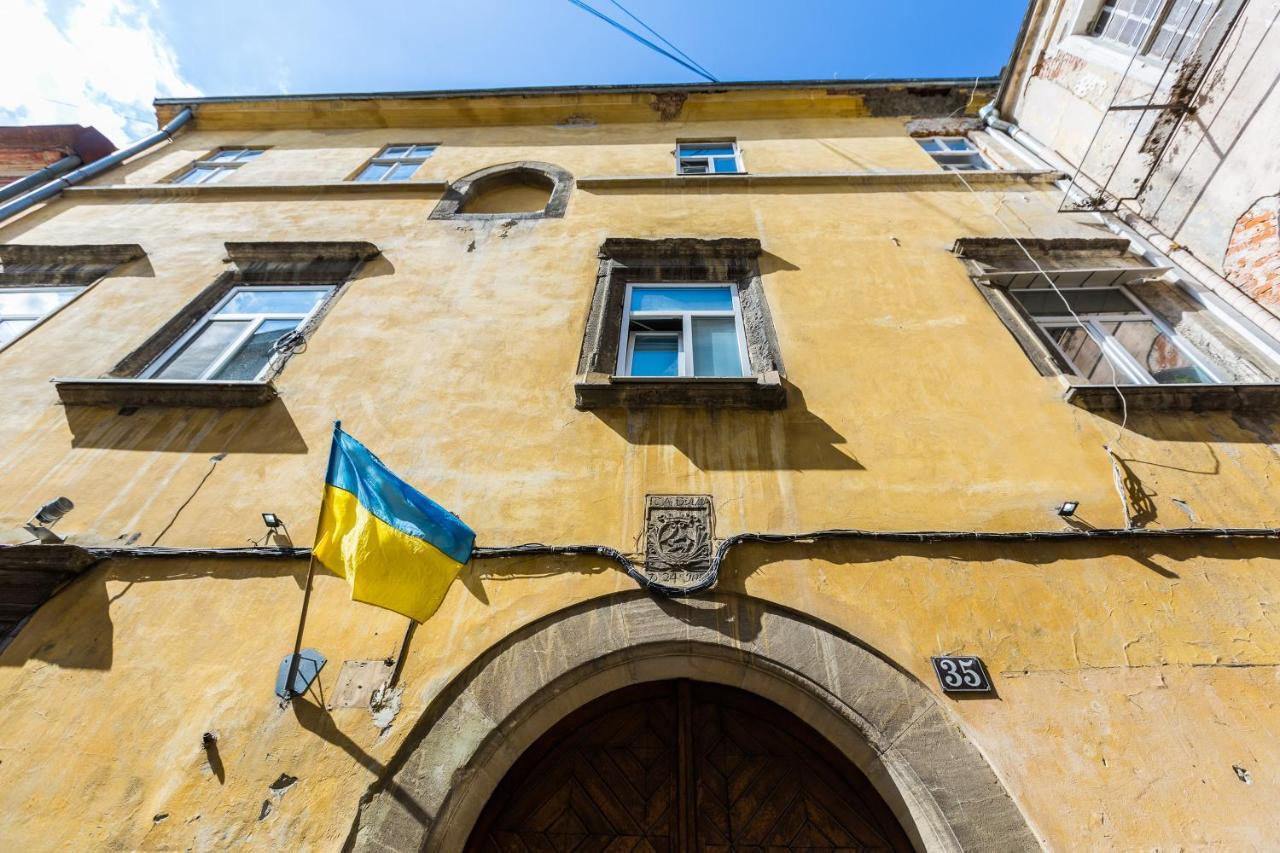 Квартира В Центрі На Вулиці Валова 21 Lviv Exterior photo